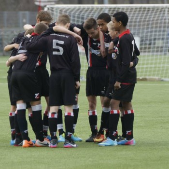 C1 oefent tegen.......HBS C1 !! C1 oefent tegen.......HBS C1 !!