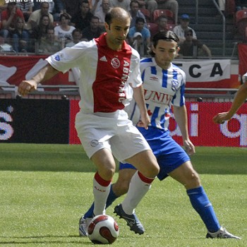 Ajax wint ook tweede competitieduel Ajax wint ook tweede competitieduel